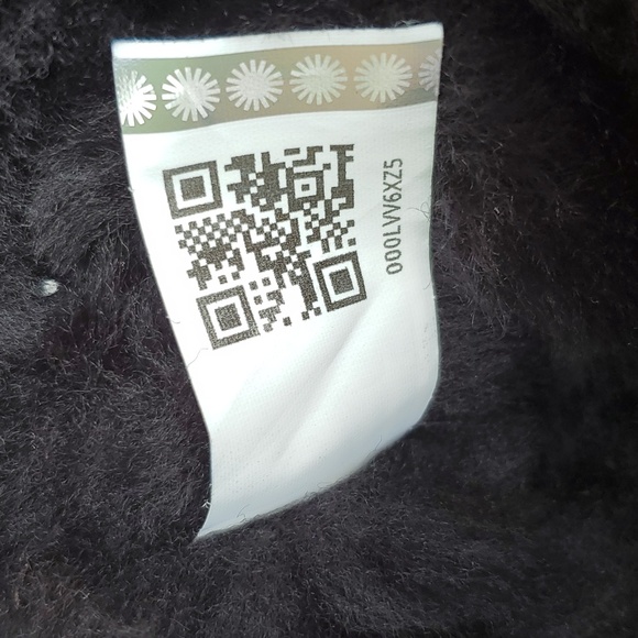 UGG Dauphine US Size 10 Woman Black Fringe Leather Sheep Skin Boot Fall Winter - Picture 15 of 16